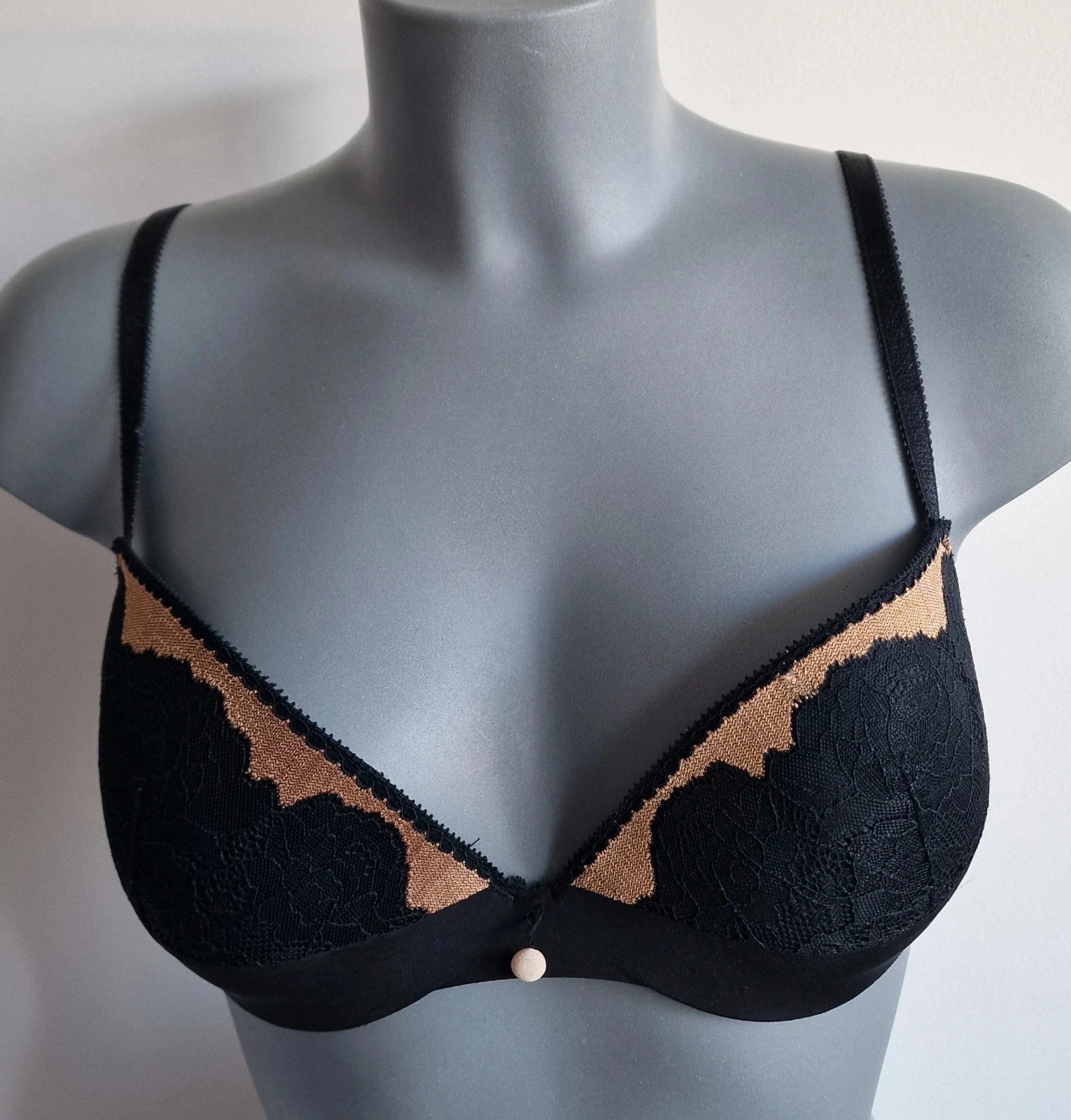 Soutien-gorge Pomm'Poire dentelle noir & nude 90C – Très peu porté